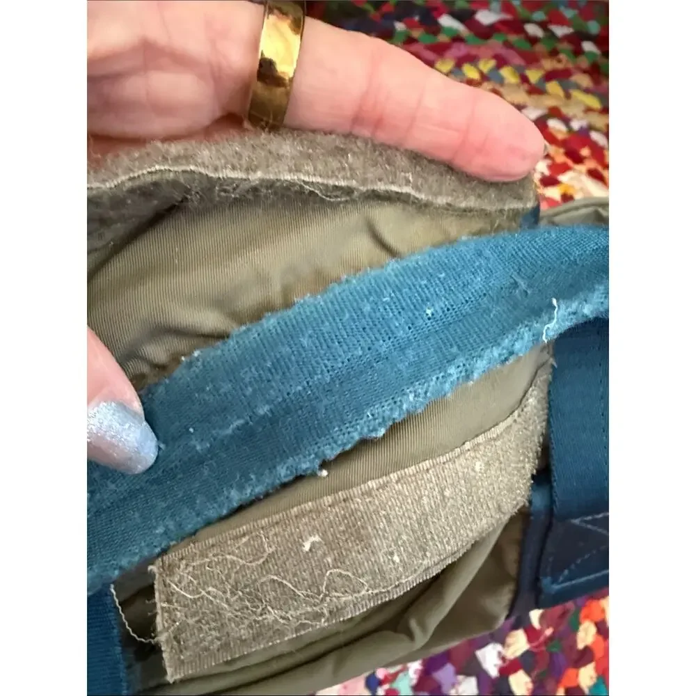 Bensimon Olive & Teal Nylon Commuter Laptop Zip Closure Travel Bag